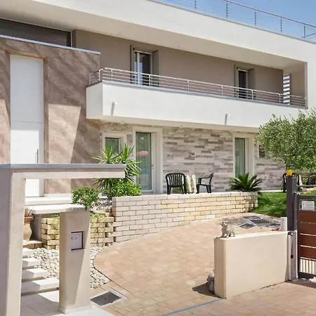 公寓 Aurora-holiday 1 巴多利诺