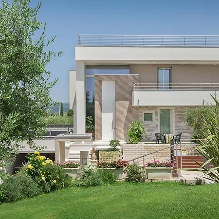 Aurora-holiday 1 * 巴多利诺