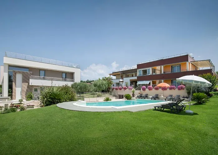 Aurora-holiday 1 * 巴多利诺